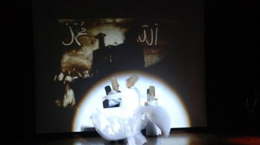 İskenderun'da Kum Sanatı İle Sema G&ouml;sterisi Etkinliği