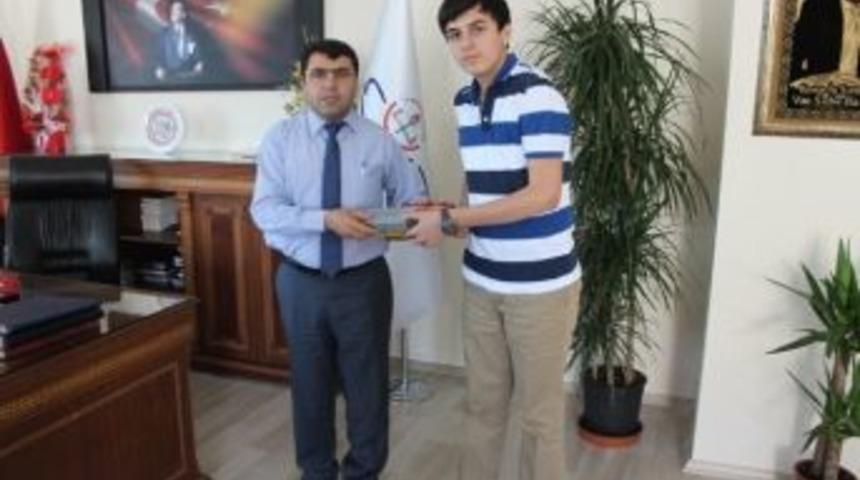 Teog Birincisinden M&uuml;d&uuml;r Kırekin&rsquo;e Ziyaret