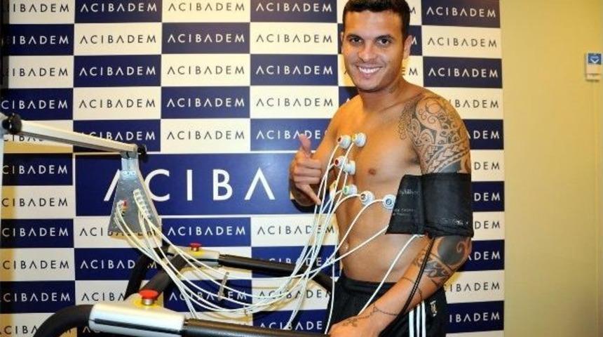 Beşiktaş'ta Ramon Motta Sağlık Kontrol&uuml;nden Ge&ccedil;ti