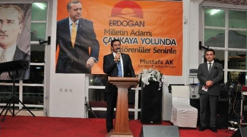 Başkan Ak&rsquo;tan Başbakan Erdoğan&rsquo;ın Misafirlerine İftar