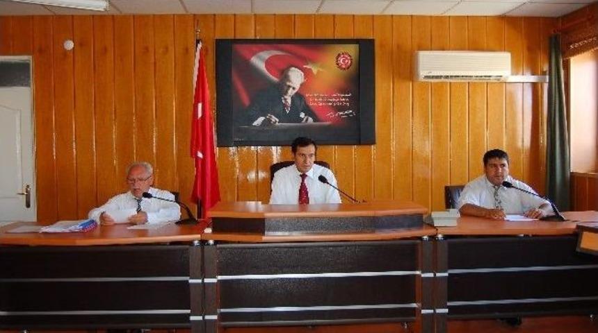 Meclis T&uuml;m G&ouml;ndem Maddelerini Komisyonlara Havale Etti