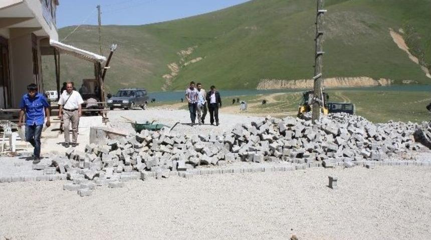 Yaylaya Parke Taşı D&ouml;şeniyor