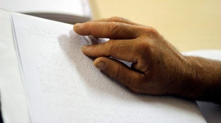 Karanlık D&uuml;nyaları Kur'an-ı Kerim İle Aydınlanıyor