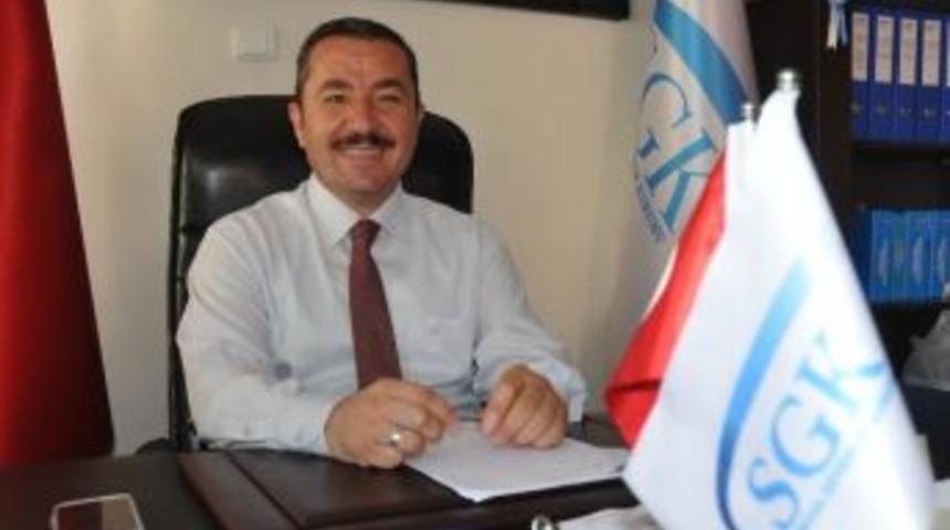 Sgk Ak&ccedil;akoca Şube M&uuml;d&uuml;r Doğan, Ankara'ya Tayin Edildi