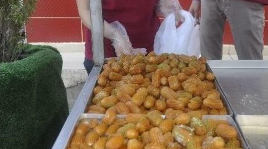 Şırnaklılardan Halka Tatlıya Yoğun İlgi