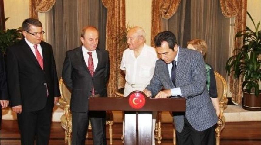 Şelale Anaokulu'nun İsmi Alpay Kalkandelen Oldu