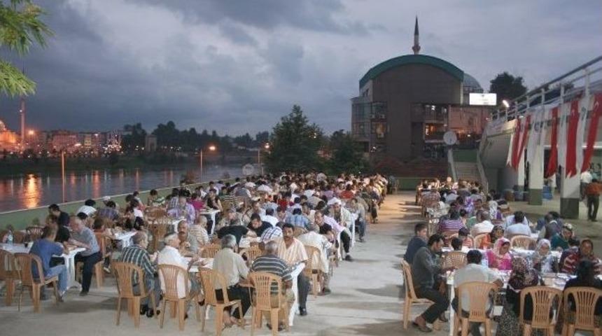 &Ccedil;arşamba&rsquo;da Ramazan Bereketi