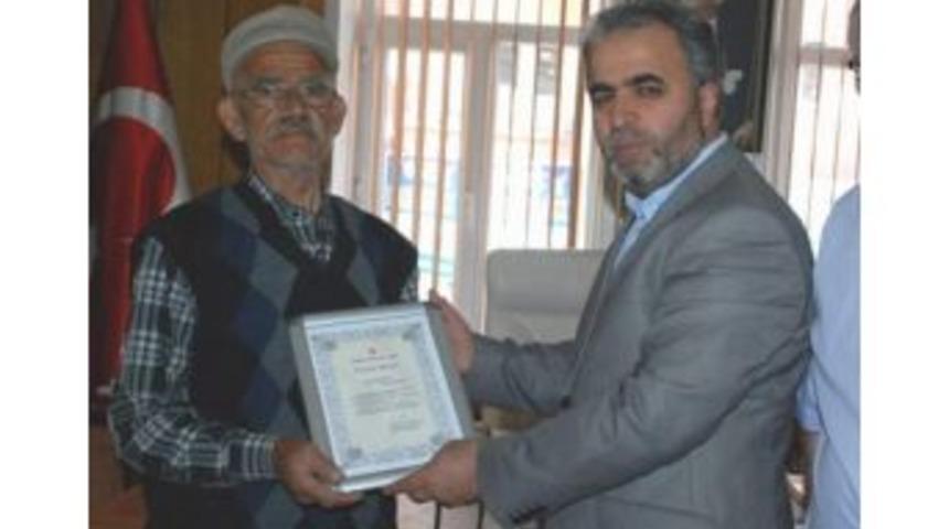 Dairesini T&uuml;rkiye Diyanet Vakfı'na Bağışladı