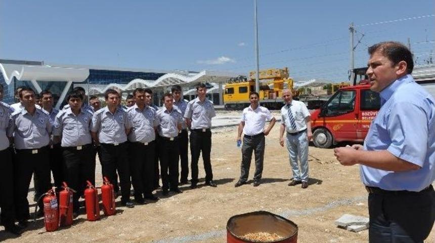 Boz&uuml;y&uuml;k&rsquo;te Yht Personeline Yangın Eğitimi