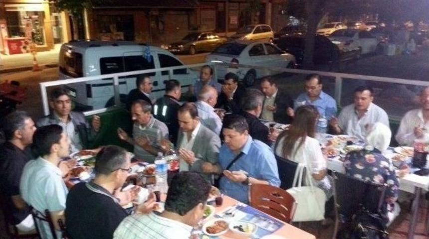 &Uuml;lk&uuml;c&uuml; İş&ccedil;iler Derneği İftar Programı