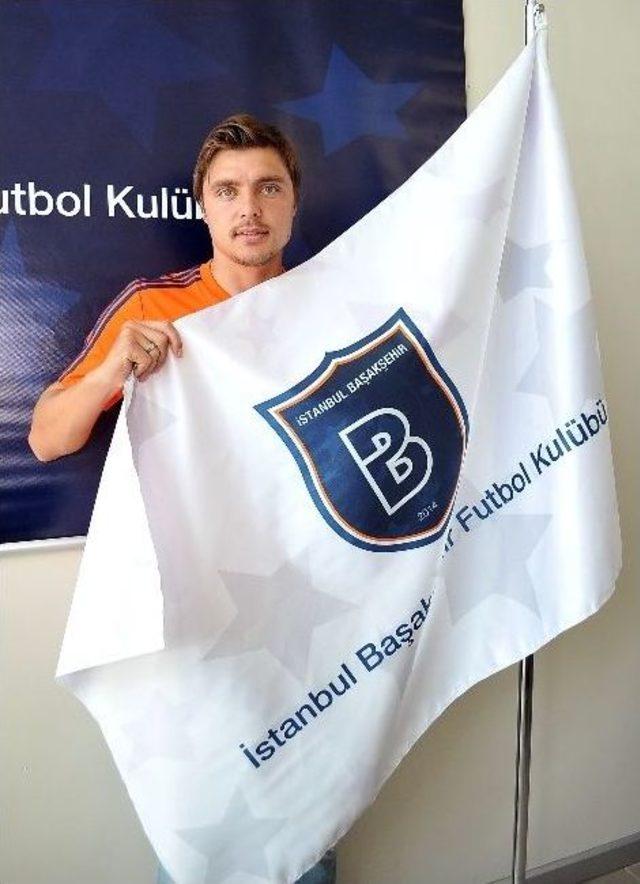 İstanbul Başakşehir, Alexandru yu Renklerine Kattı 1