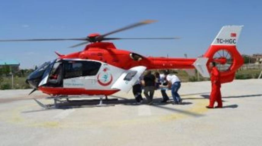 Kalp Krizi Ge&ccedil;iren Gurbet&ccedil;iye Helikopter Ambulans