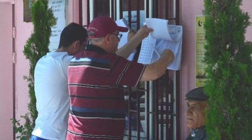 Se&ccedil;men Listeleri Askıya &Ccedil;ıktı