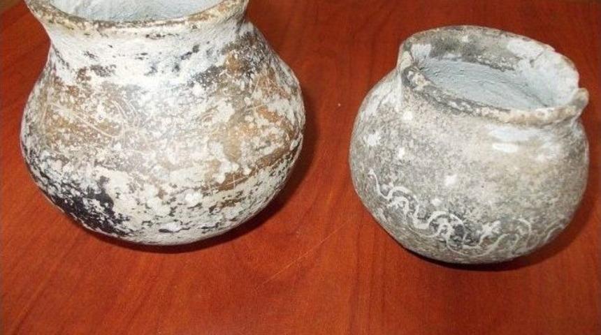 Sakarya'da Tarihi İki Vazo Ele Ge&ccedil;irildi