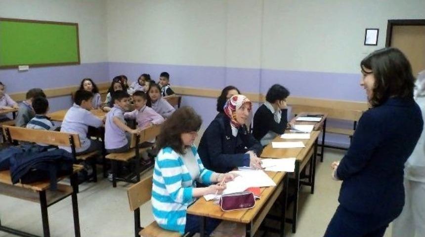 Alman Eğitimci T&uuml;rk Okulunda Hem Eğitim Aldı Hem De Eğitim Verdi