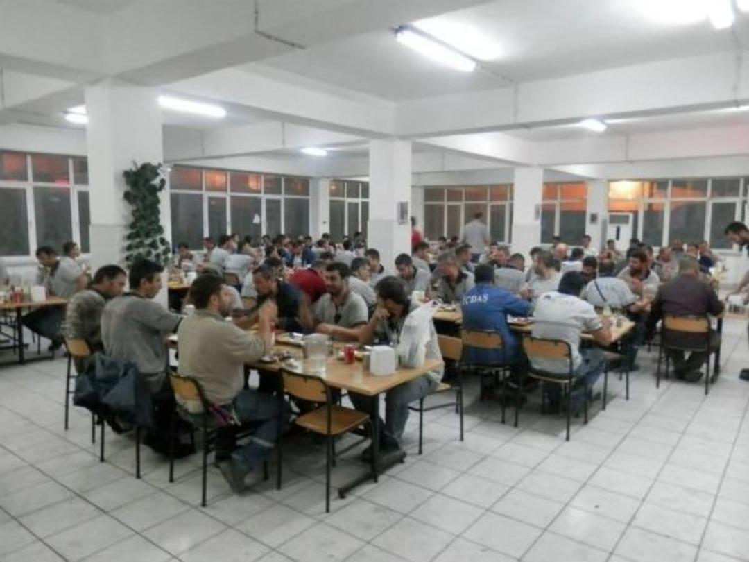 Metal İş&ccedil;ileri İftarda Buluştu