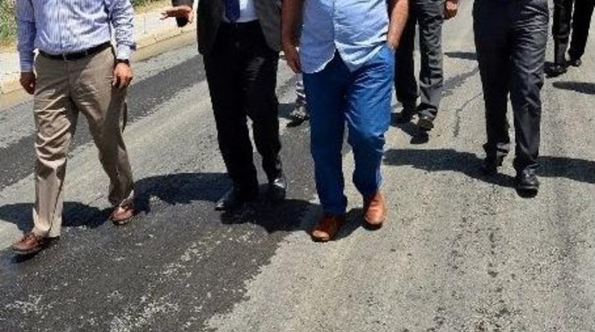 İzmir'in Yollarına C&uuml;ruflu Asfalt