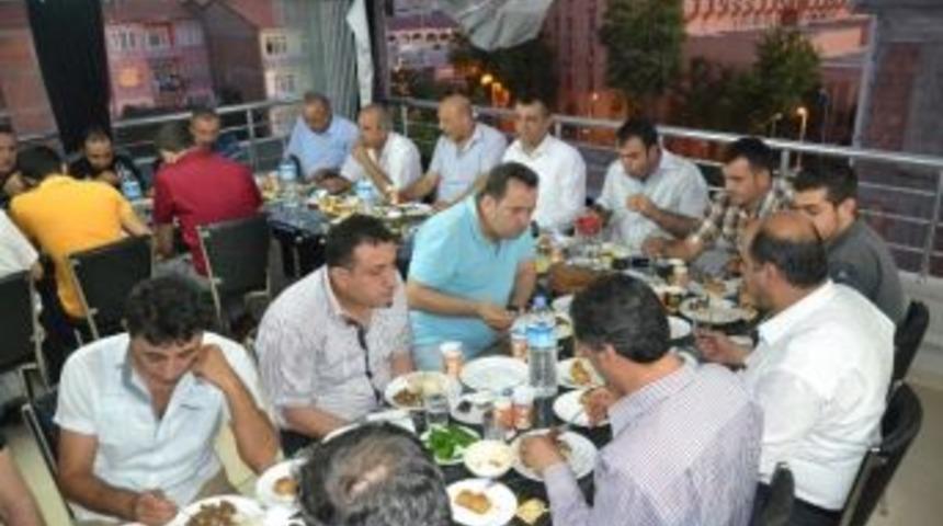 Koyun Ke&ccedil;i Yetiştiricileri Birliği İftar Verdi