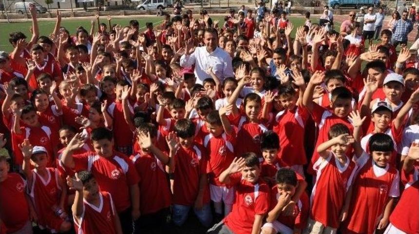 Menderes'te Yaz Spor Okulları Start Aldı