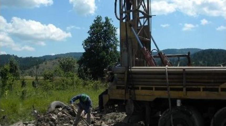 Azdavay Belediyesi Su Sondajı Yaptırıyor