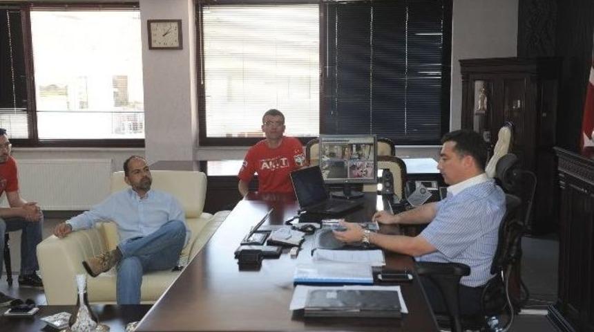 Nasuh Mahruki Başkan Bakıcı&rsquo;yı Ziyaret Etti