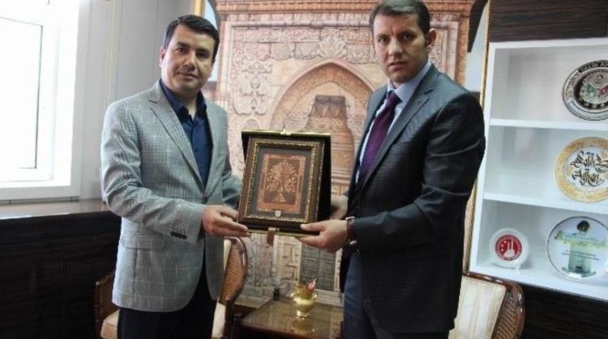 İl &Ouml;zel İdaresi Genel Sekreteri Ayhan&rsquo;a Veda Ziyaretleri