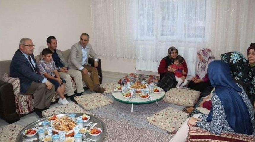 Sivas Belediye Başkanı Aydın İftarda Evlere Konuk Oluyor