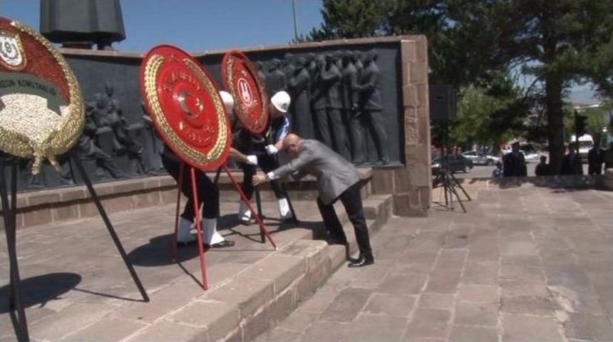 Atat&uuml;rk&rsquo;&uuml;n Erzurum&rsquo;a Gelişinin 95. Yıl D&ouml;n&uuml;m&uuml; T&ouml;renlerle Kutlandı