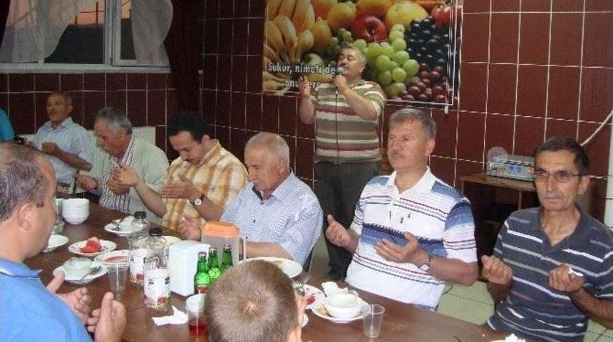 &Ouml;ğretmenlerden İftar