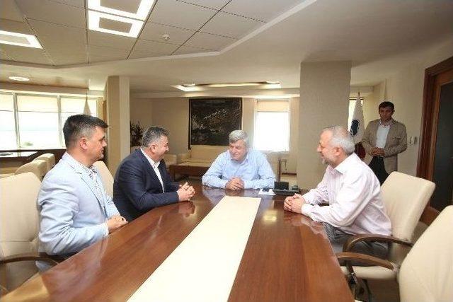 Başkan Karaosmanoğlu: "t&uuml;rkiye G&uuml;&ccedil;l&uuml; Olmalı" 1