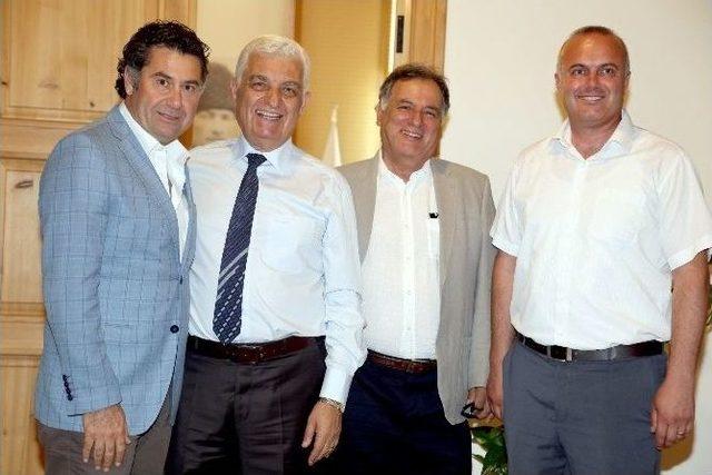 Başkan Kocadon dan Muğla B&uuml;y&uuml;kşehir Belediyesi ne Ziyaret 1