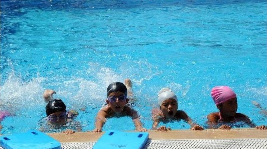 B&uuml;y&uuml;kşehir Geleceğin Sporcularını Yetiştiriyor