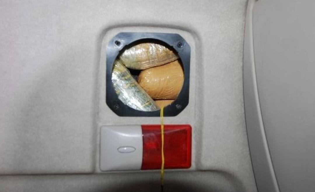 Tır&rsquo;a Uyuşturucu Baskını Polis Kamerasında