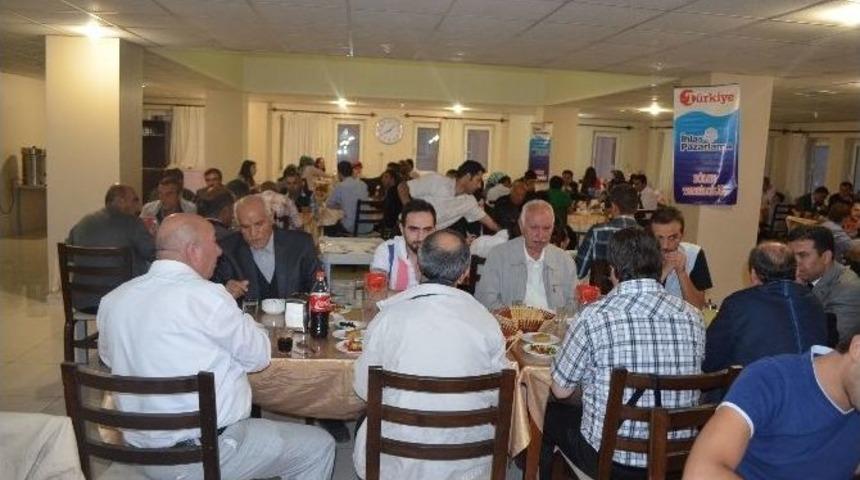 İhlas Holding &Ccedil;alışanları İftarda Buluştu