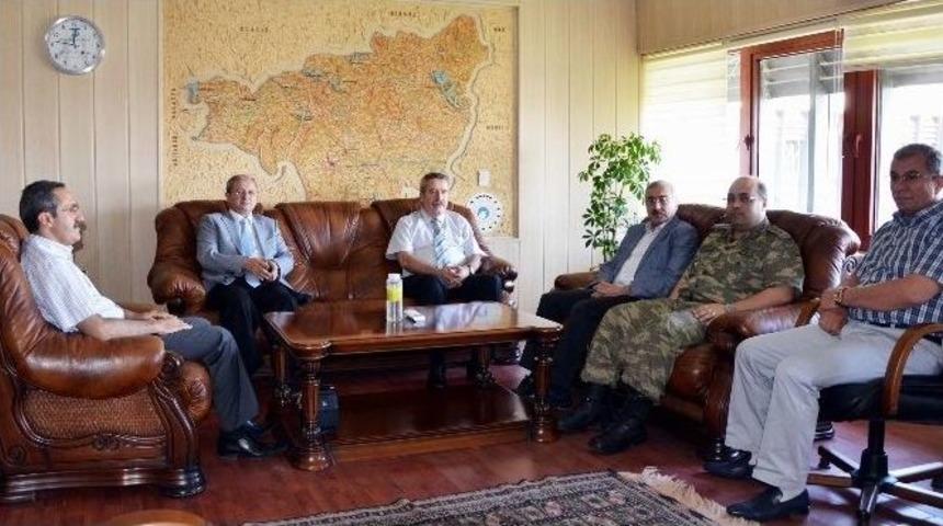 Vali Kıra&ccedil;&rsquo;tan Dedaş&rsquo;a Ge&ccedil;miş Olsun Ziyareti