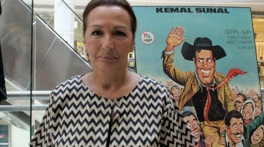 (&ouml;zel Haber) &ldquo;t&uuml;rk Halkı Kemal Sunal&rsquo;ı &Ccedil;ok &Ouml;zl&uuml;yor&rdquo;