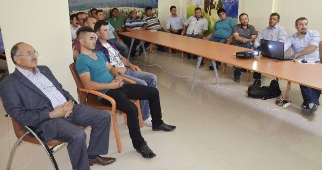 (&ouml;zel Haber) - S&uuml;t Toplama Merkezi Personeline Hijyen Eğitimi