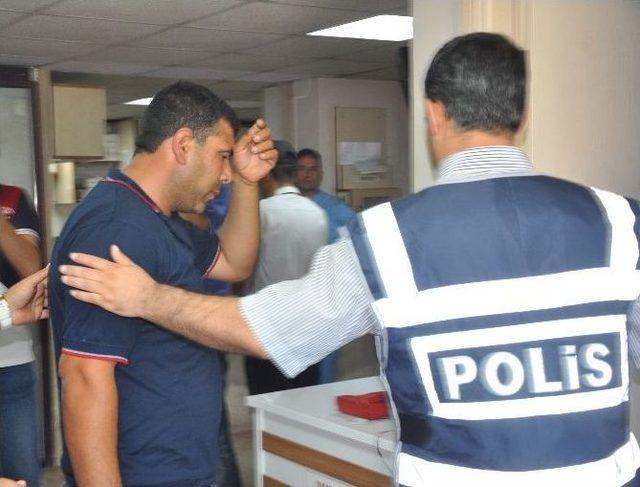 Sahte Hakim Ve Polis Su&ccedil;&uuml;st&uuml; Yakalandı 1