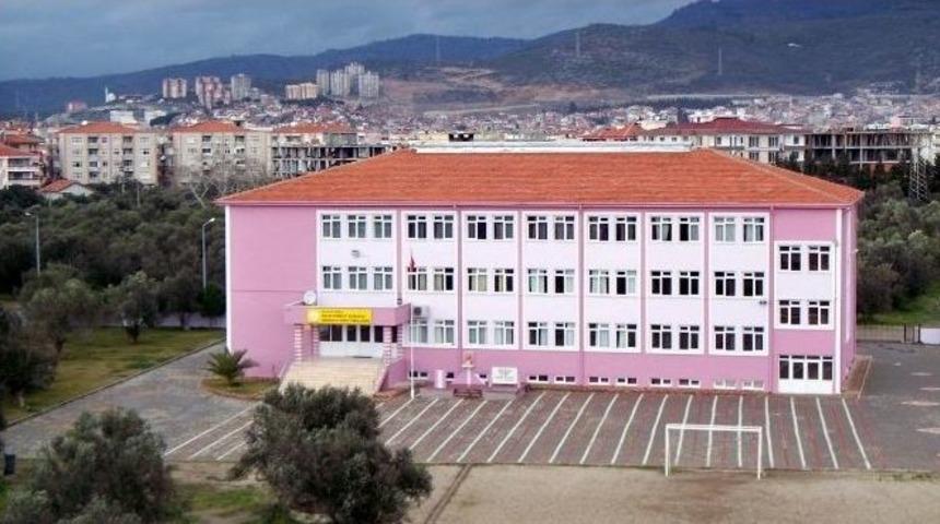 Edremit&rsquo;in &Ouml;ğretmen Lisesinden Lys Başarısı
