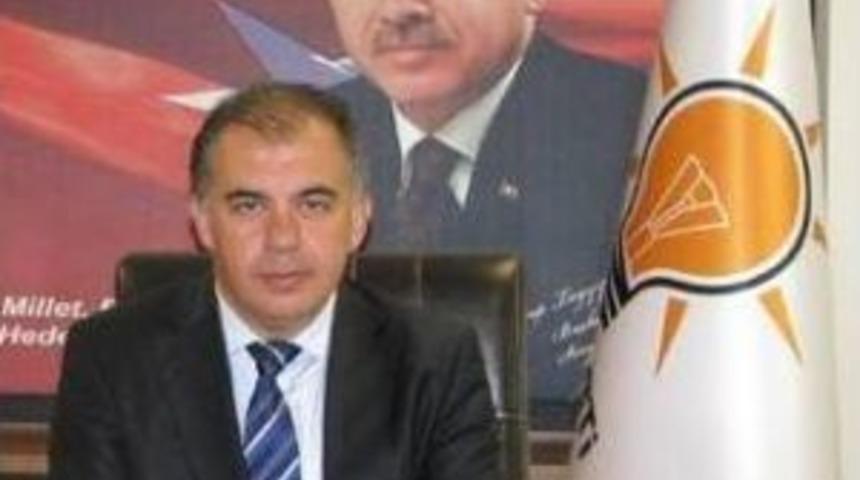 Ak Parti'nin İzmir İl Başkanı Bülent Delican Oldu