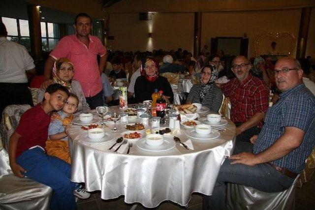 Adapazarı Belediye Personeli İftarda Buluştu 2