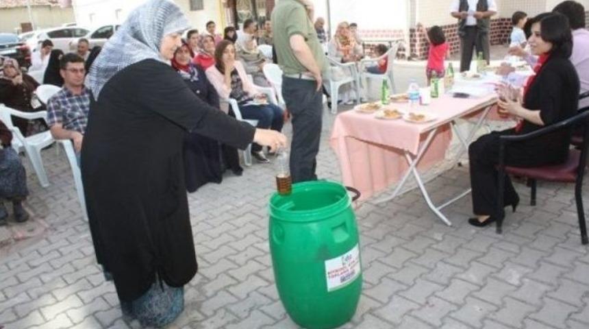 "bitkisel Yağları Lavaboya D&ouml;kmeyin" Uyarısı