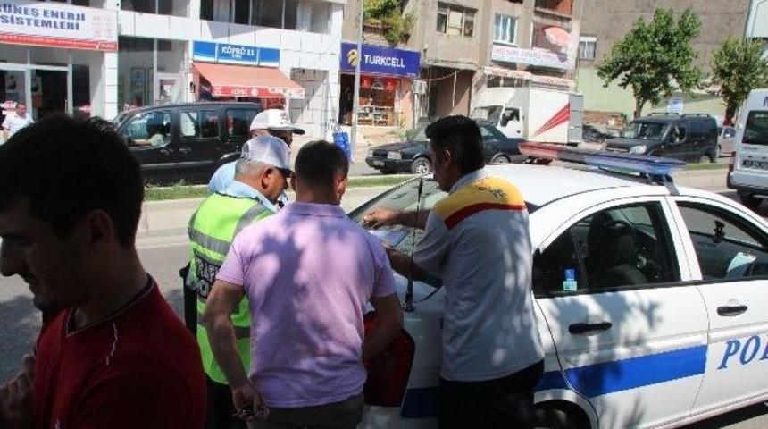 Bilecik&rsquo;te Motosiklet S&uuml;r&uuml;c&uuml;lerine Uygulama Yapıldı