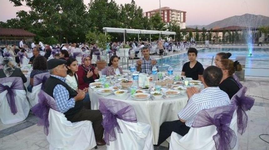 Valilik Tarafından Şehit Aileleri, Gazi Ve Gazi Ailelerine İftar
