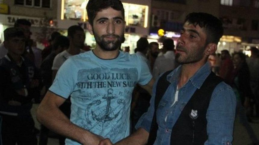 İki K&ouml;y&uuml;n Gen&ccedil;lerinden Kan Davasına Karşı Eylem