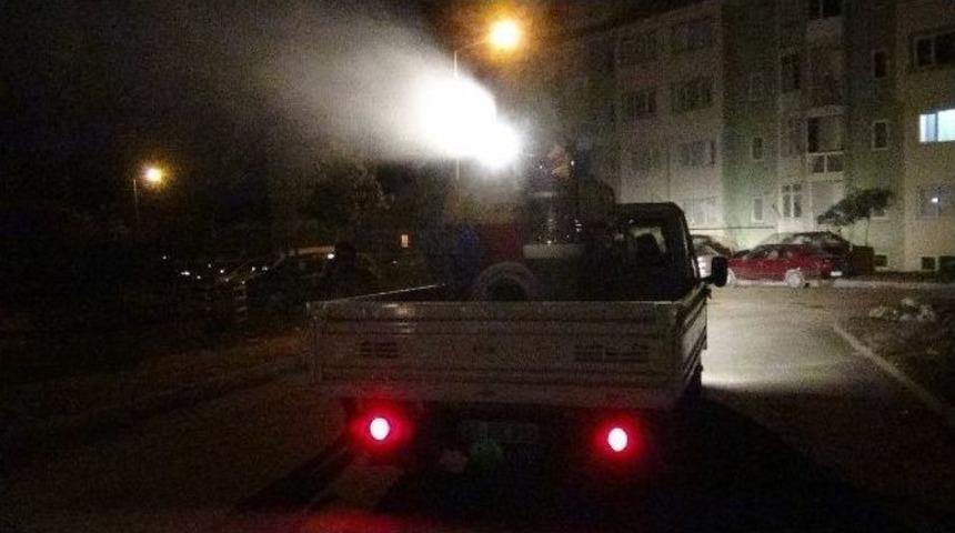 Mahallerde İla&ccedil;lama &Ccedil;alışmaları Yapılıyor