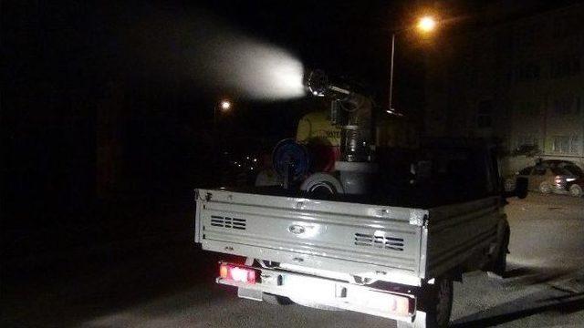 Mahallerde İla&ccedil;lama &Ccedil;alışmaları Yapılıyor 1