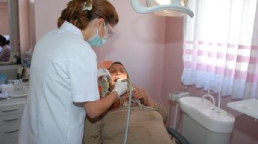 Diş Sağlığı Merkezi Ramazanda Da N&ouml;bette
