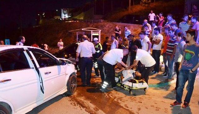 Bursa da Sinyalizasyon Olmayan Kavşakta Faciaya Kılpayı: 5 Yaralı 2