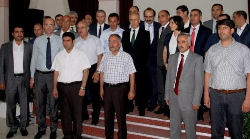 Daib'tan Başarılı İhracat&ccedil;ılara Plaket